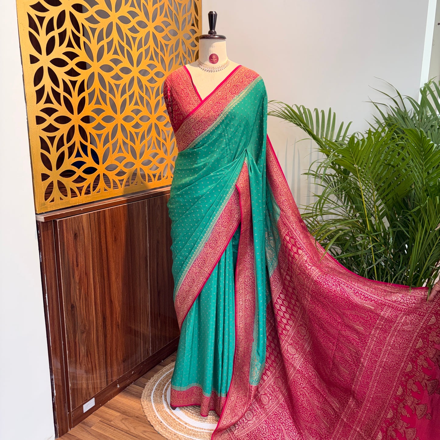 Rama Green Banarasi Pure Crepe Saree