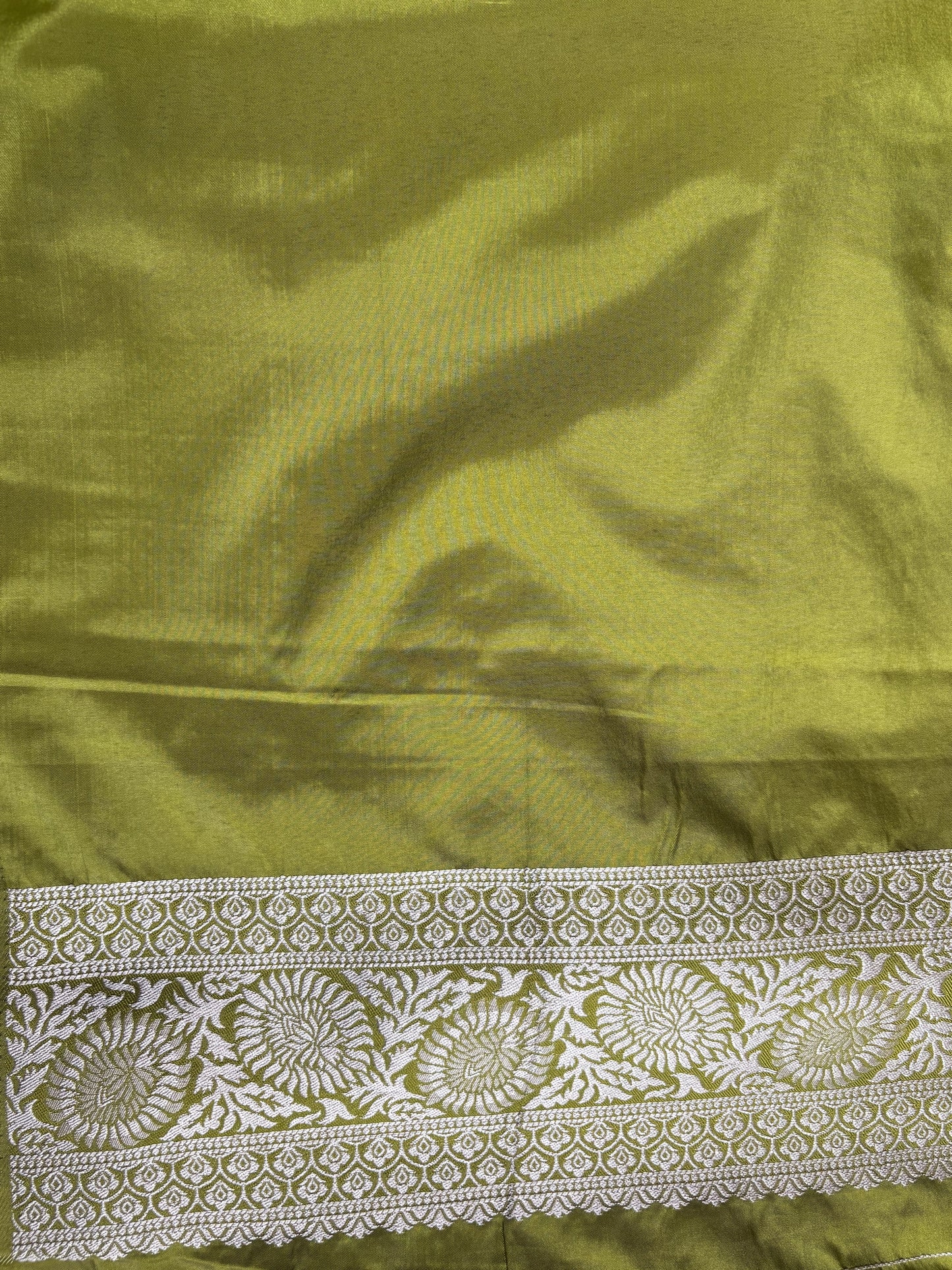 Green Semi Mashroo Crepe Banarasi Saree