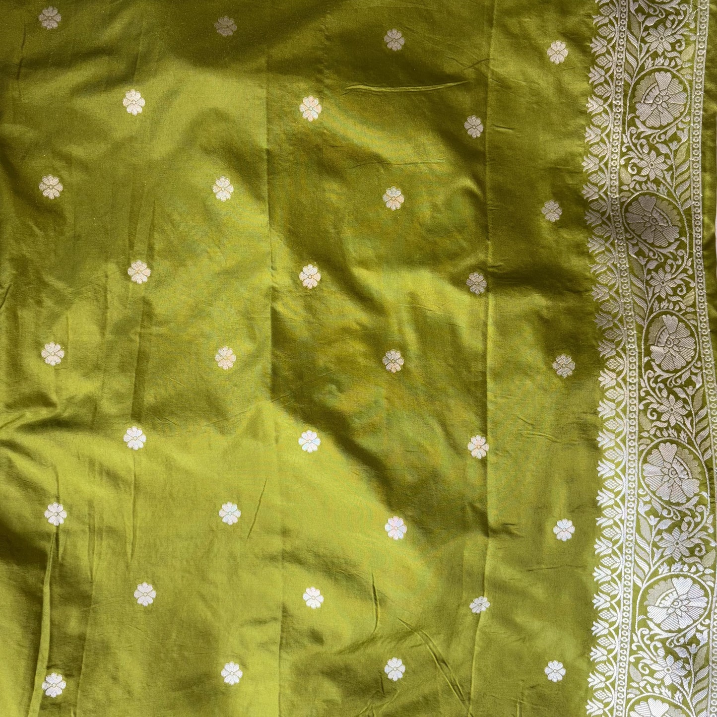 Green Semi Mashroo Crepe Banarasi Saree