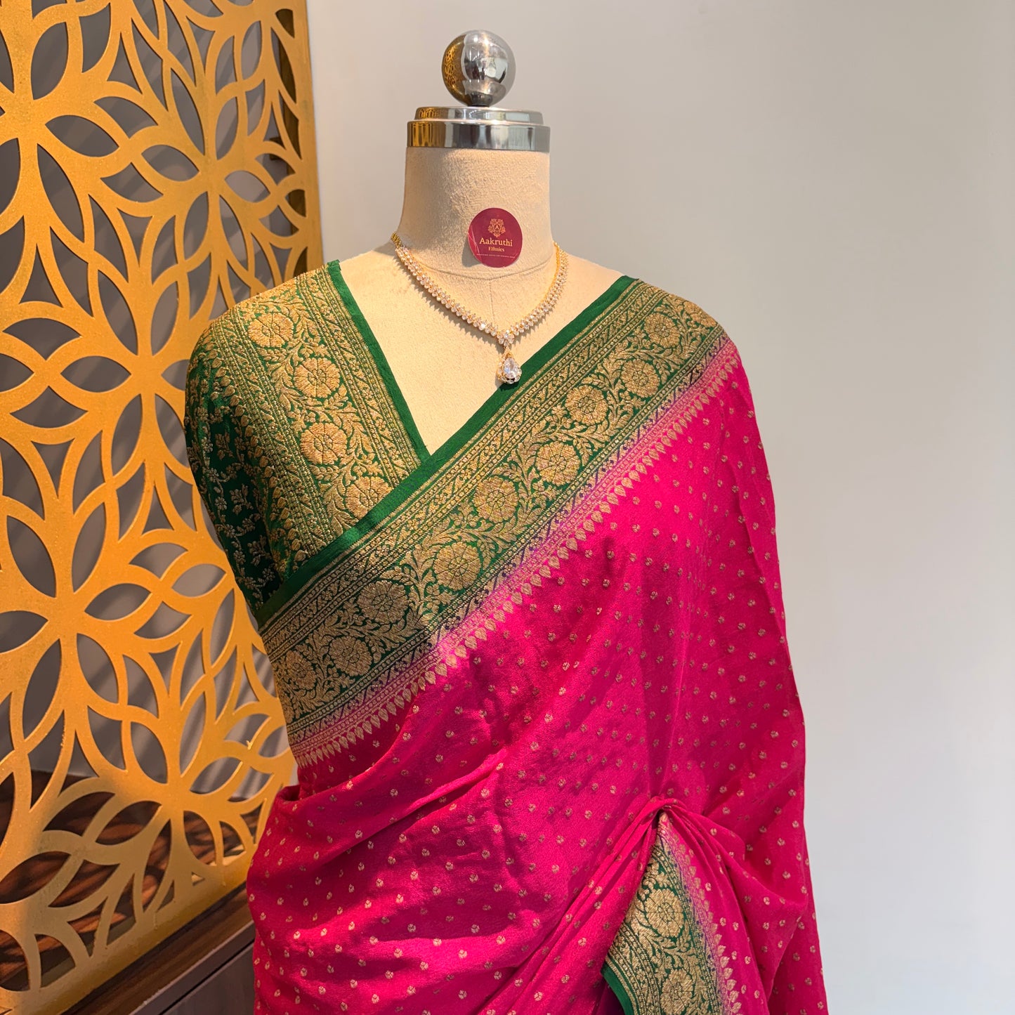 Pink Banarasi Pure Crepe Saree