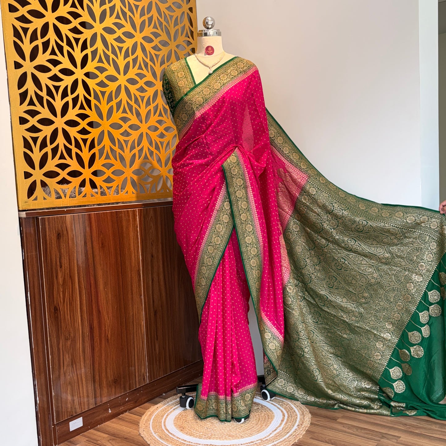 Pink Banarasi Pure Crepe Saree