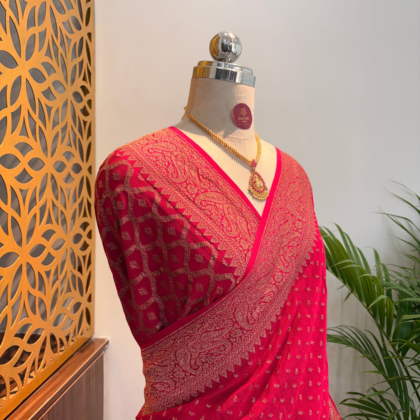 Pink Banarasi Pure Crepe Saree