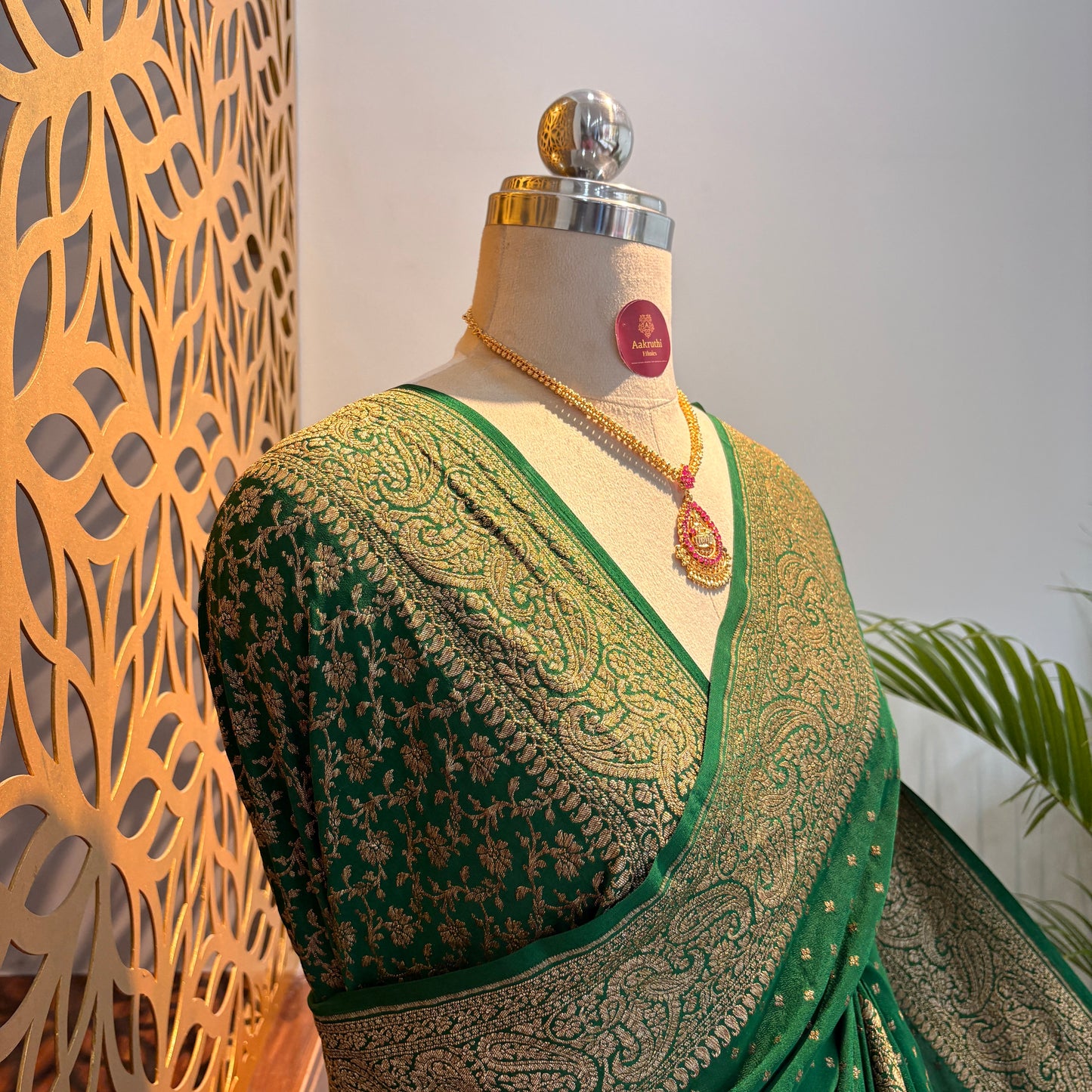 Green Banarasi Pure Crepe Saree