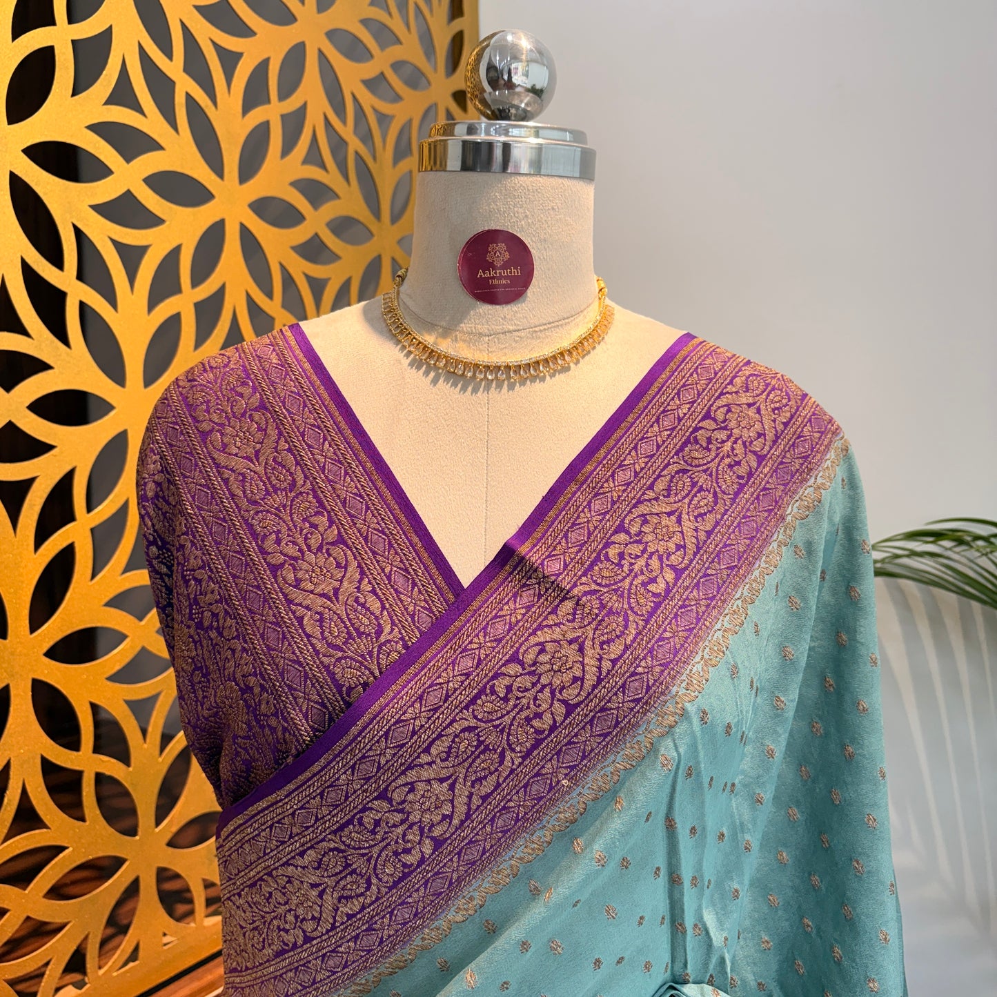 Pastel Green Banarasi Pure Crepe Saree