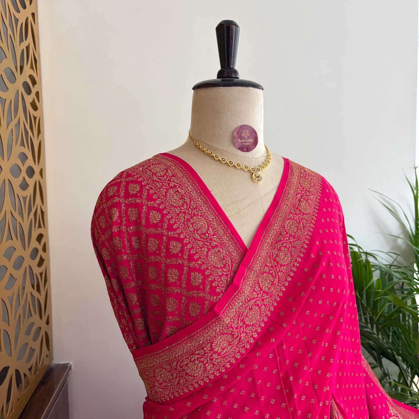 Pink Banarasi Pure Crepe Saree
