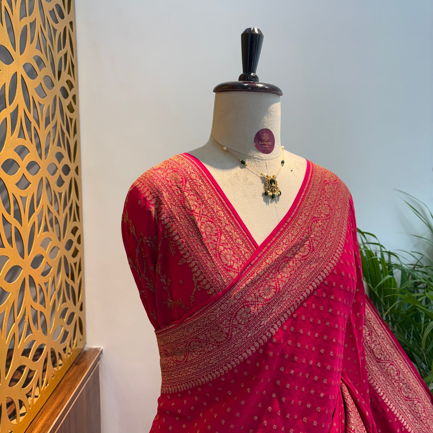 Pink Banarasi Pure Crepe Saree