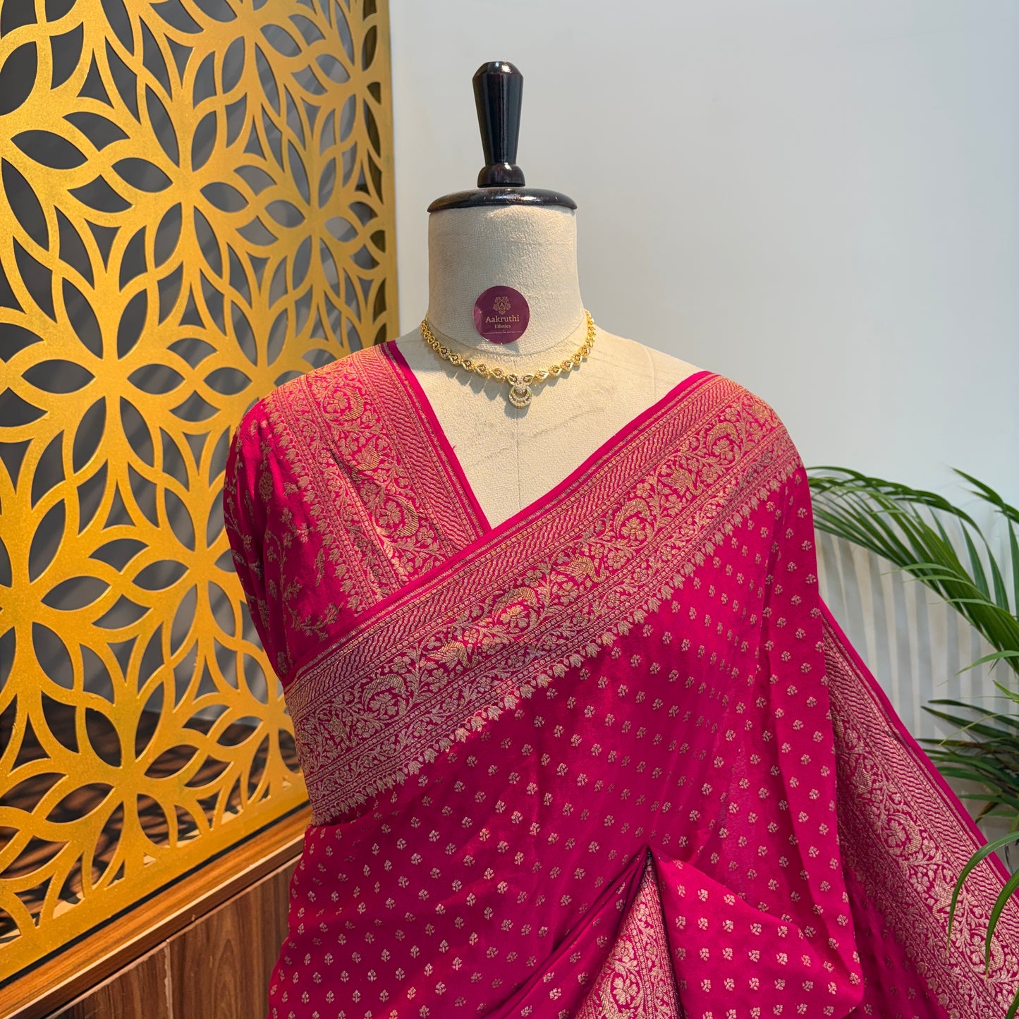 Pink Banarasi Pure Crepe Saree