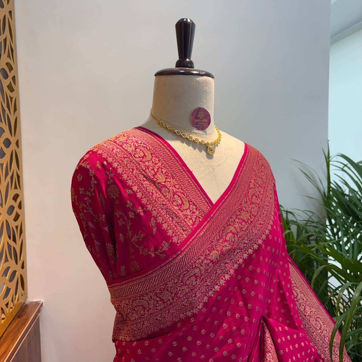 Pink Banarasi Pure Crepe Saree