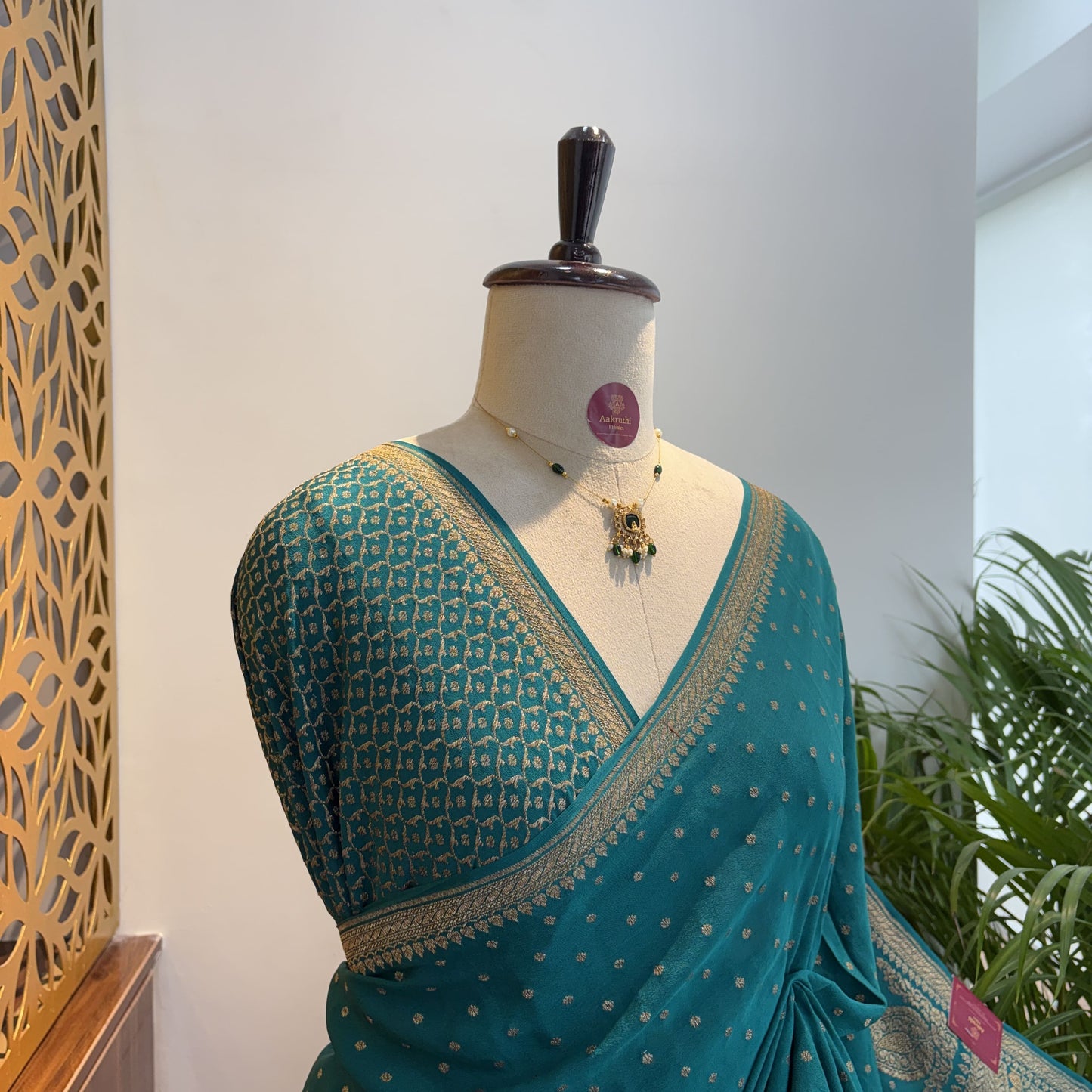 Rama Green Banarasi Pure Crepe Saree
