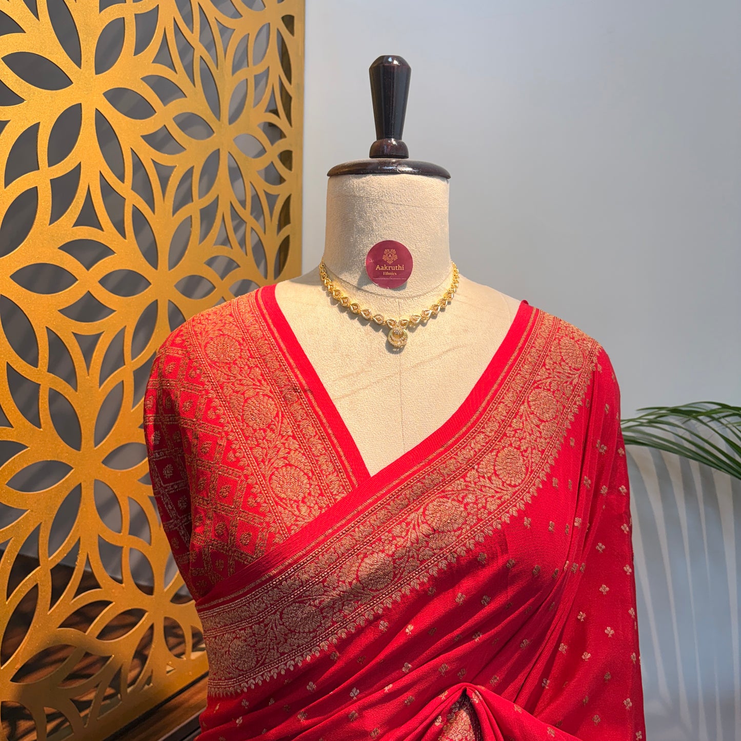Red Banarasi Pure Crepe Saree