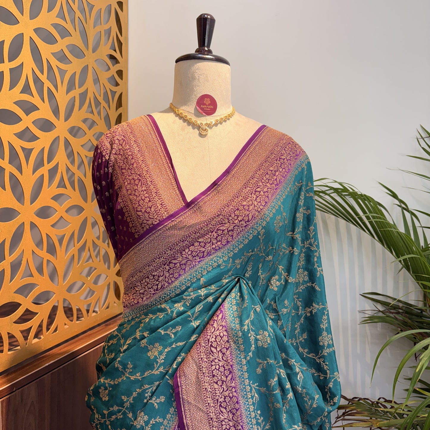 Rama Green Jaal Banarasi Pure Crepe Saree