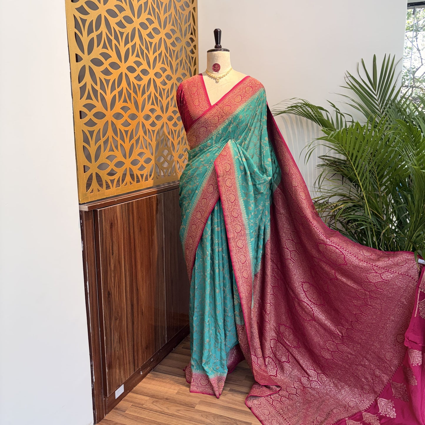 Pastel Blue Jaal Banarasi Pure Crepe Saree
