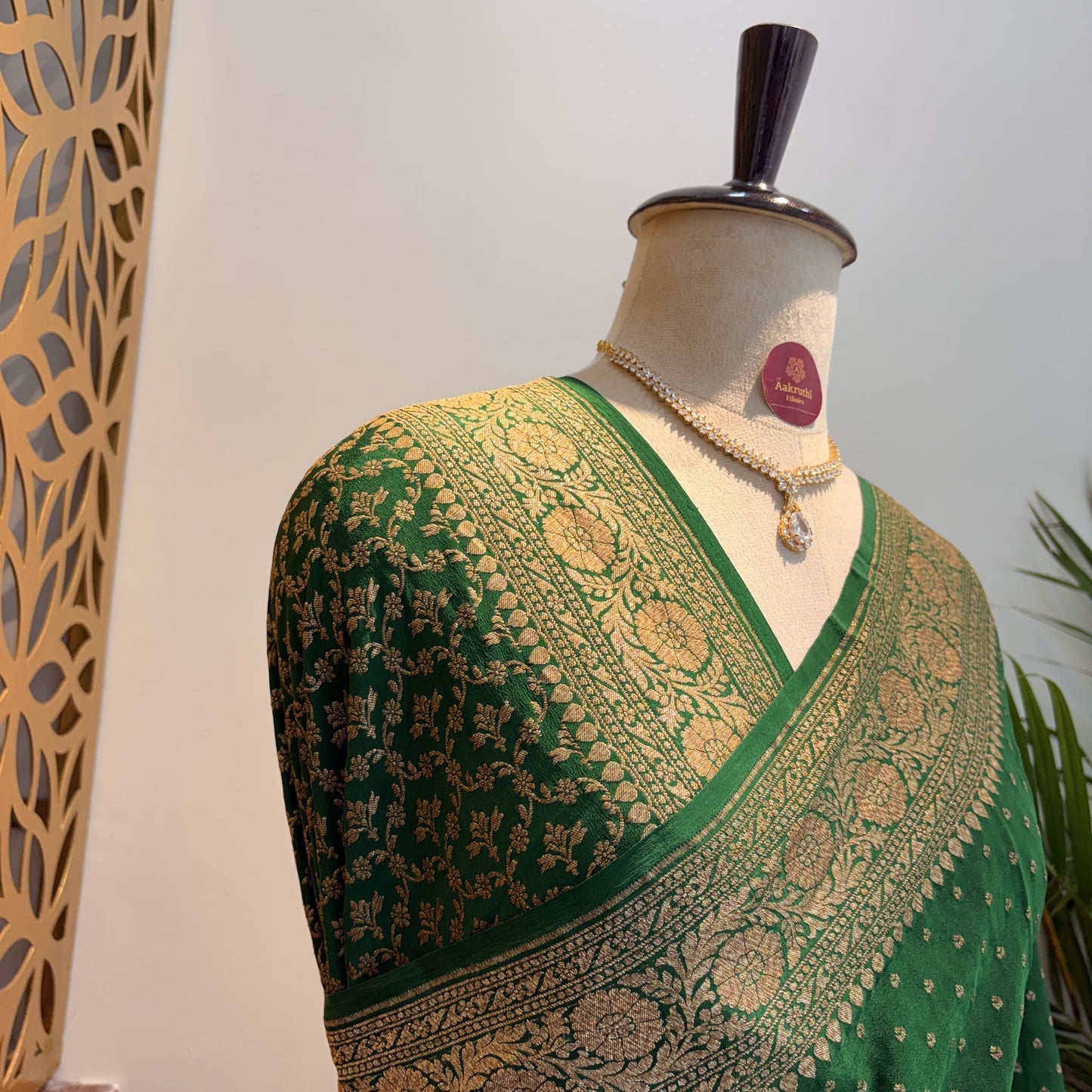 Green Banarasi Pure Crepe Saree