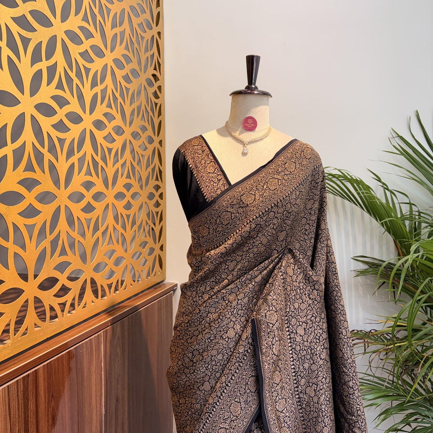 Black Banarasi Pure Crepe Brocade Saree