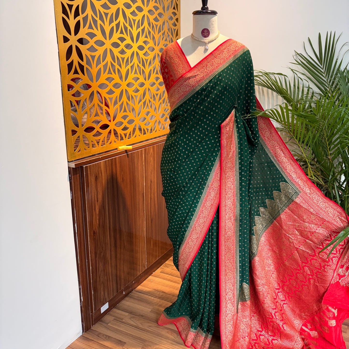 Green Banarasi Pure Crepe Saree