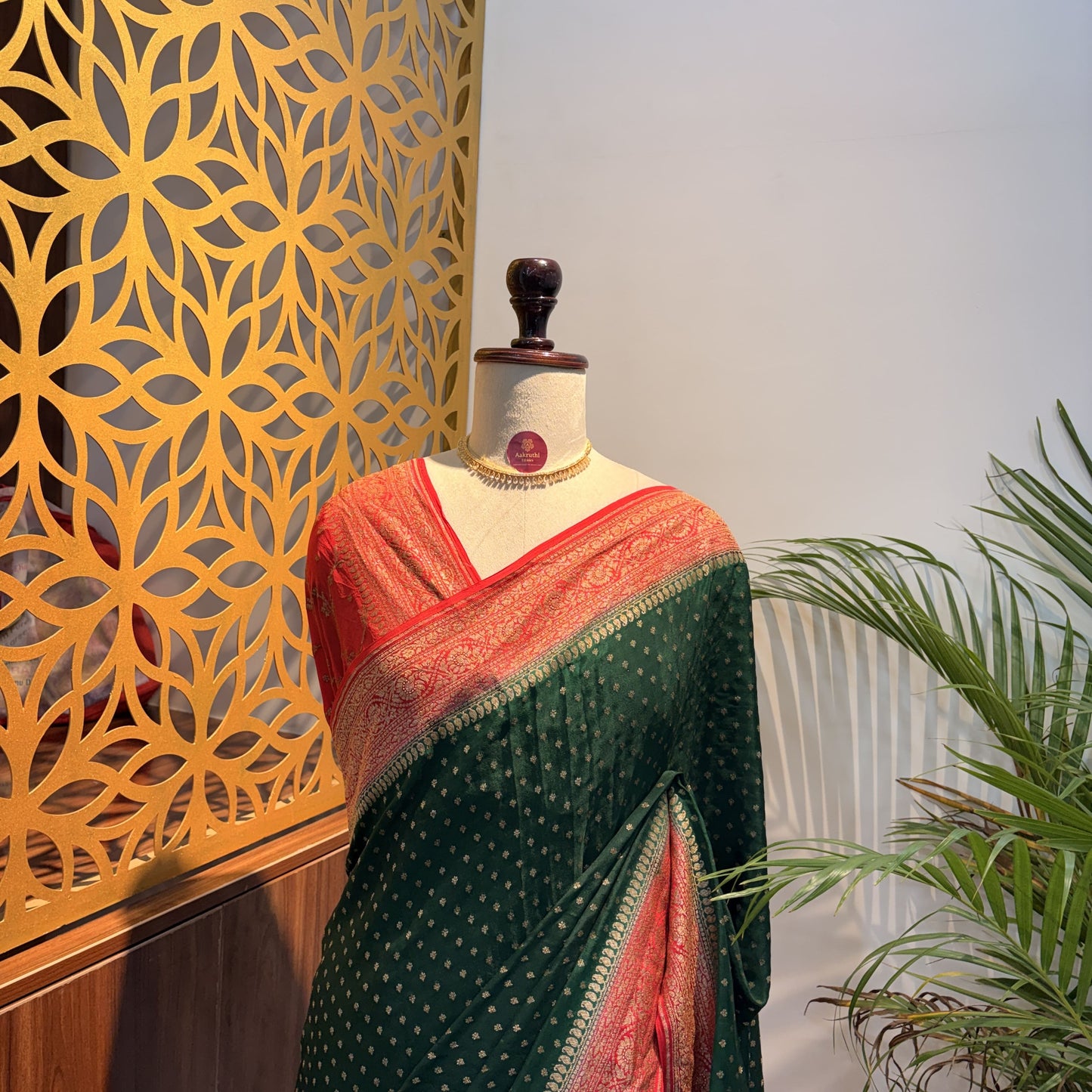 Green Banarasi Pure Crepe Saree