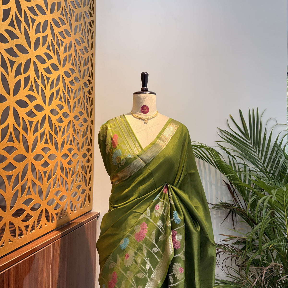Green Semi Raw Silk Banarasi Saree