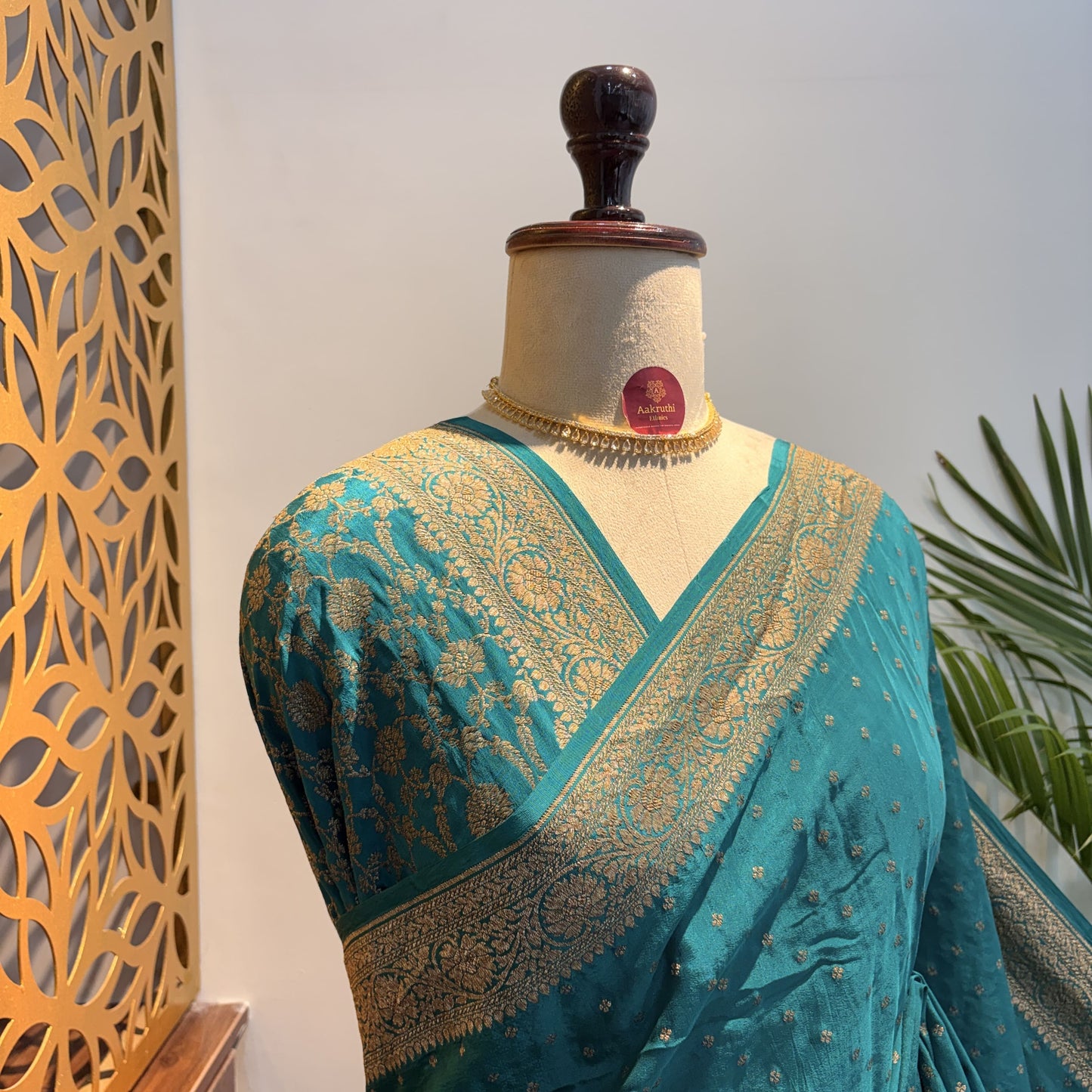 Rama Green Banarasi Pure Crepe Saree
