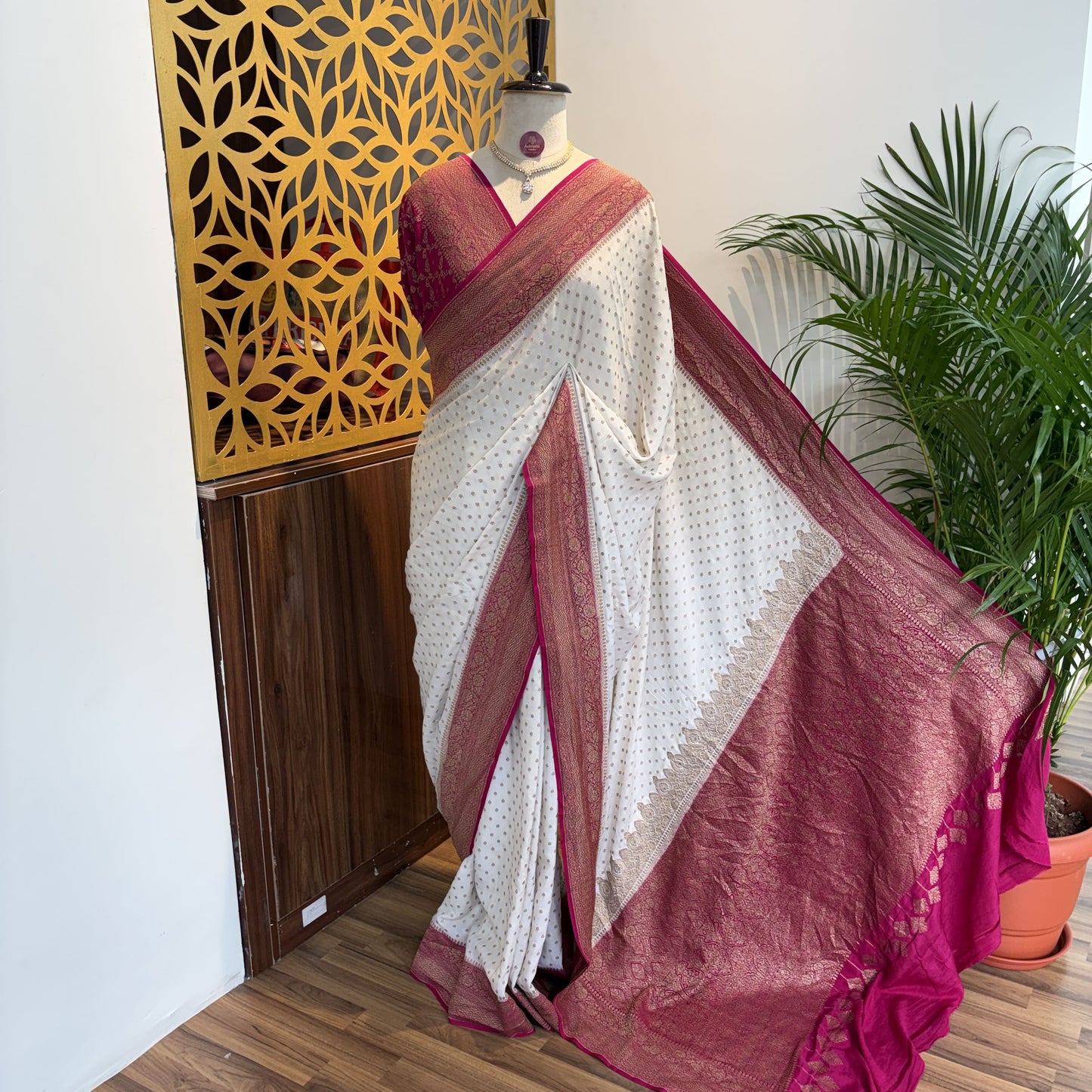 Cream Banarasi Pure Crepe Saree