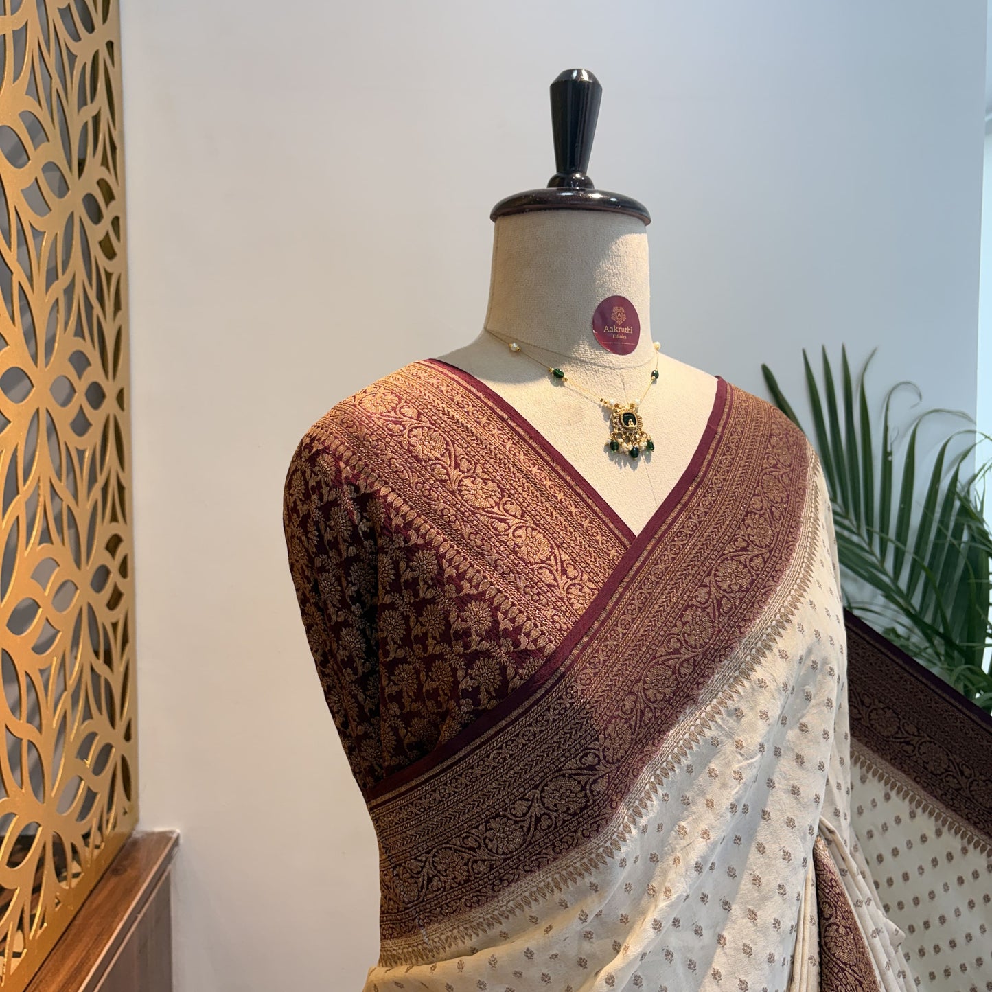 Cream Banarasi Pure Crepe Saree