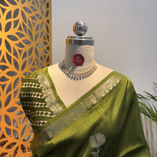 Green Semi Raw Silk Banarasi Saree