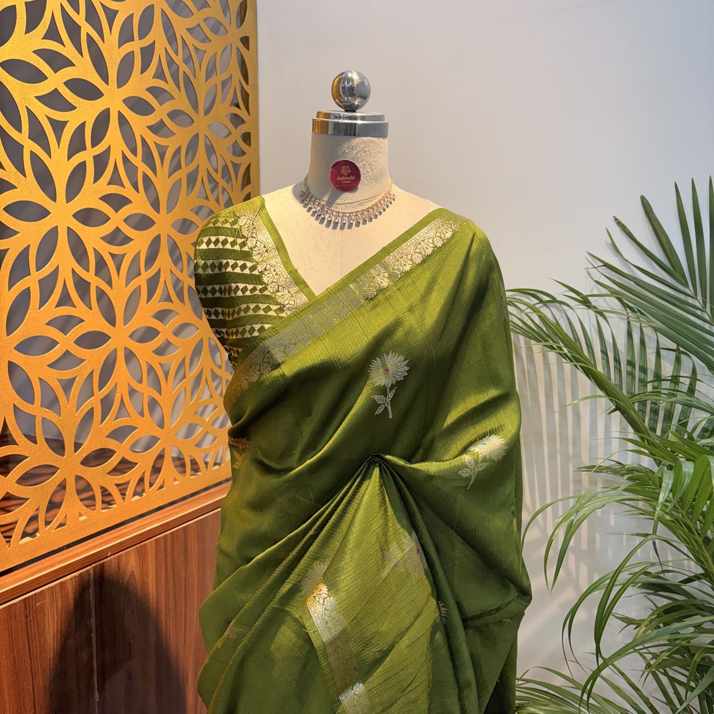Green Semi Raw Silk Banarasi Saree