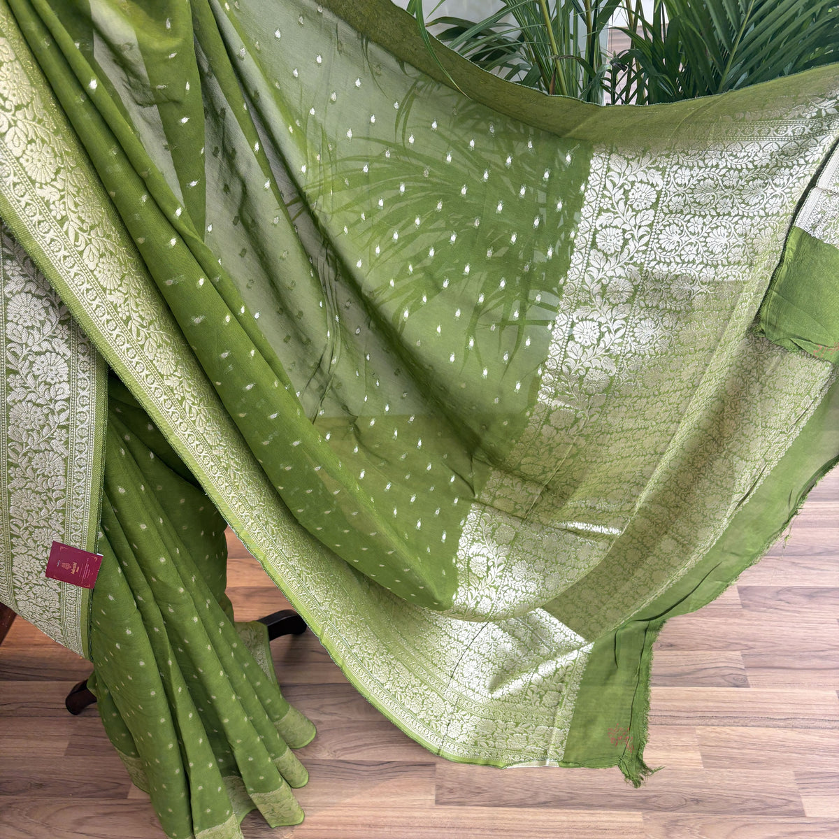 Green Semi Khaddi Georgette Saree
