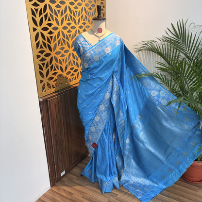 Blue Semi Raw Mango Banarasi Saree – woven (zari) work			