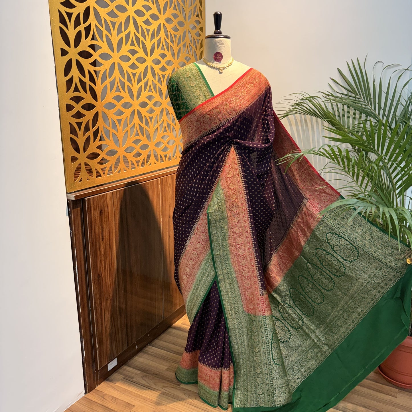 Wine 3D  Banarasi Pure Crepe Saree