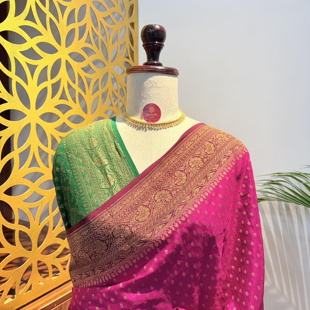 Pink 3D Banarasi Pure Crepe Saree
