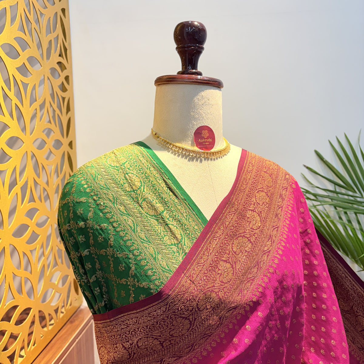 Pink 3D Banarasi Pure Crepe Saree