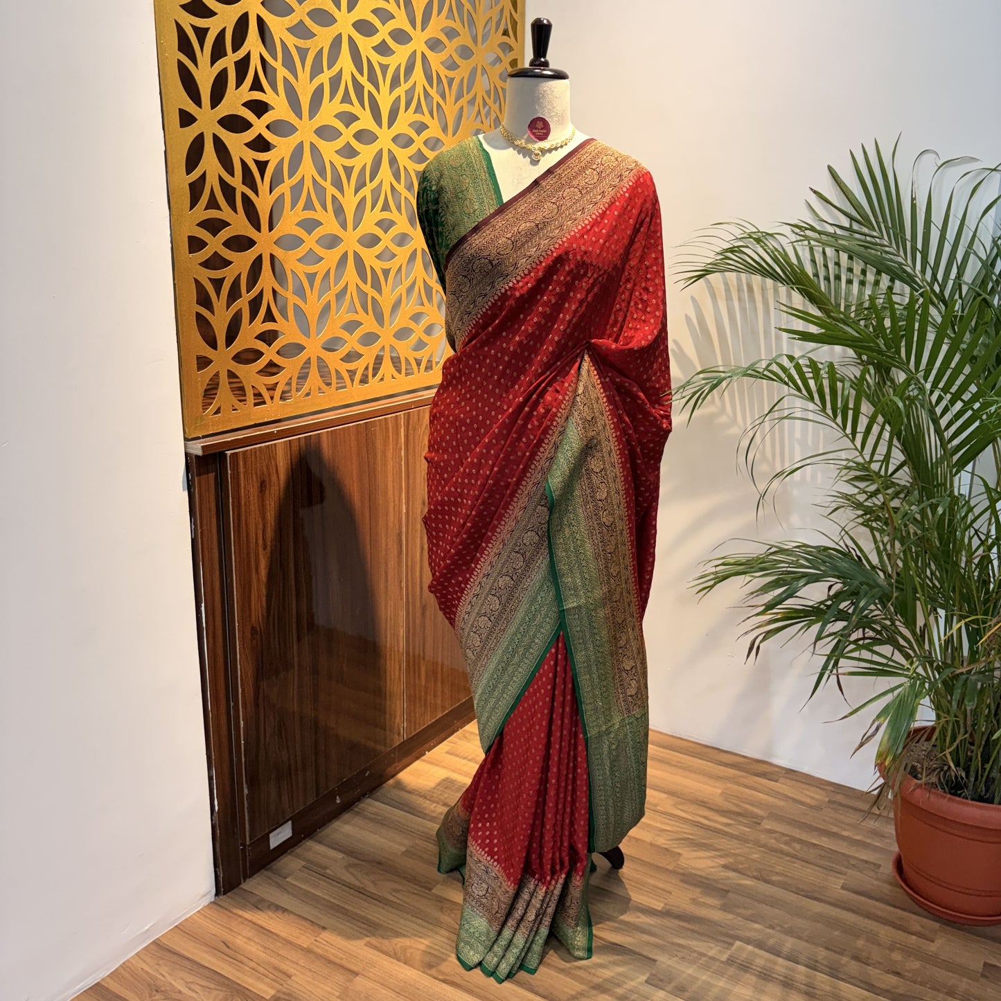 Red 3D Banarasi Pure Crepe Saree