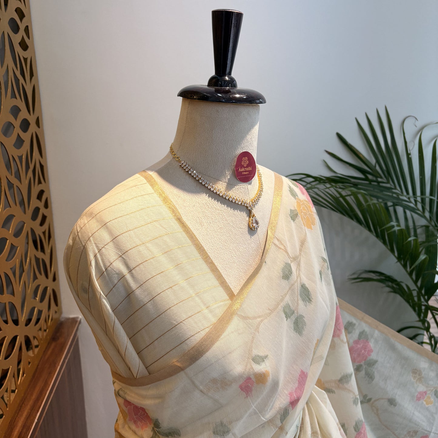 White Handloom Cotton Saree