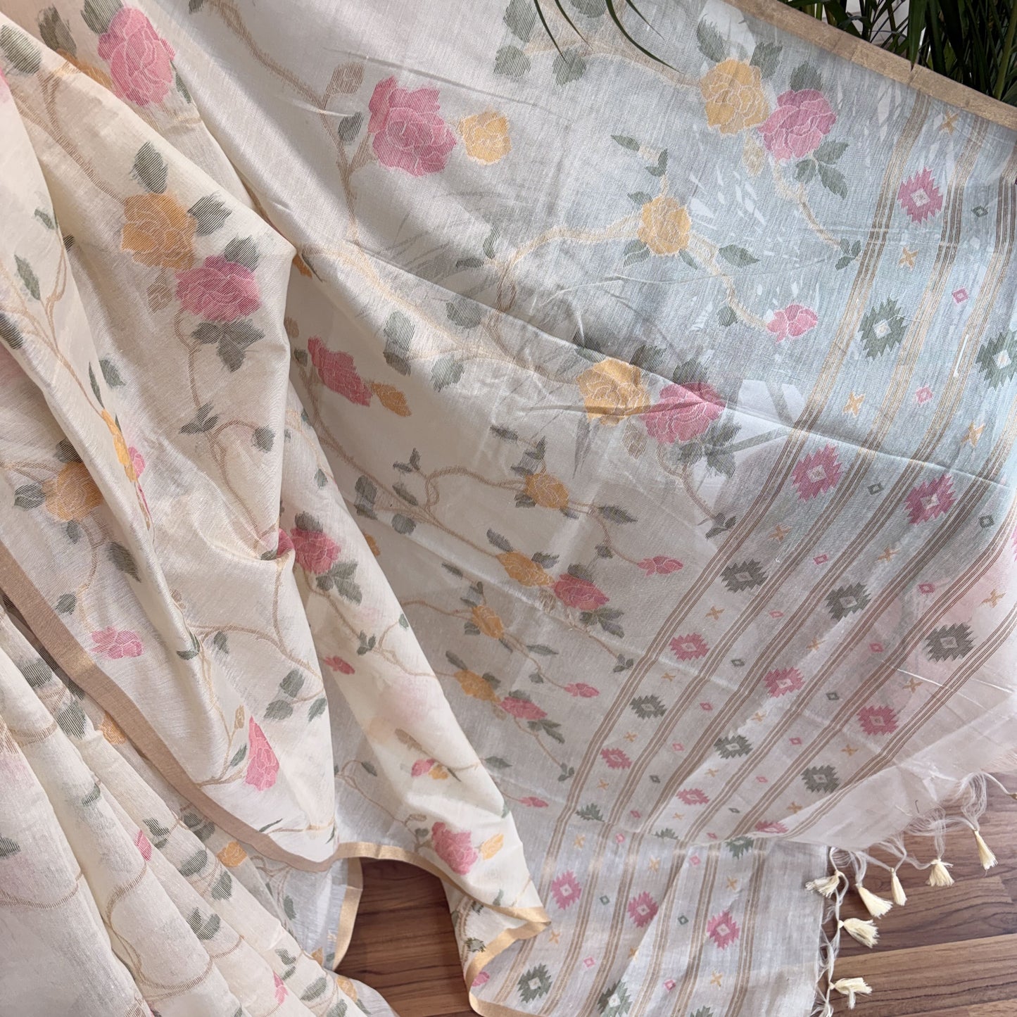 White Handloom Cotton Saree