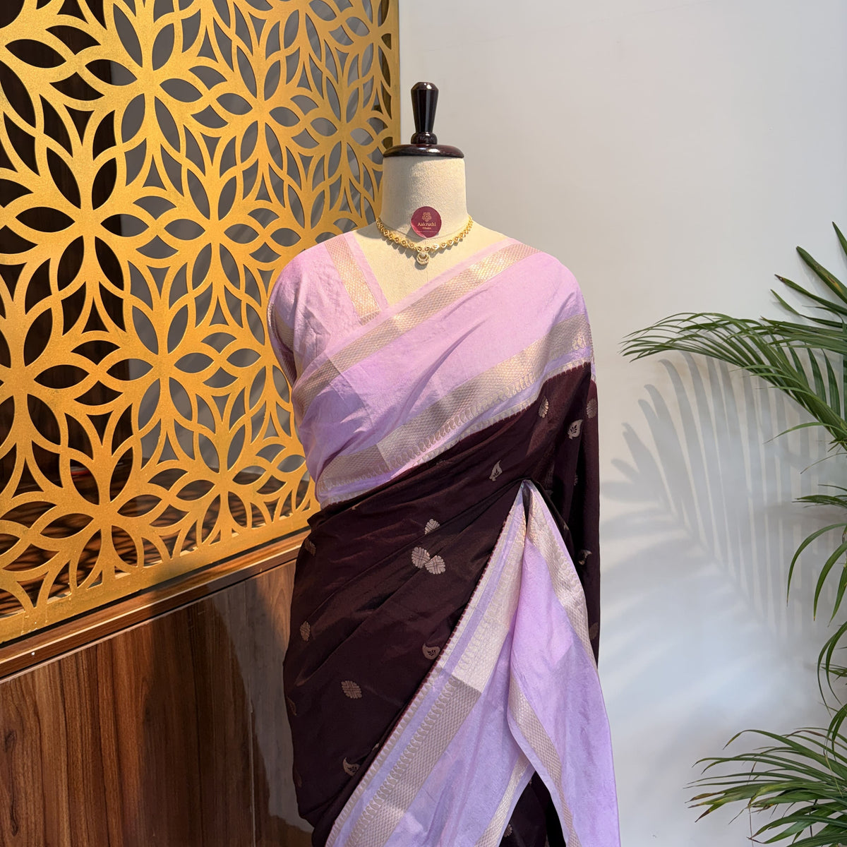Brown Semi Raw Silk Banarasi Saree – woven (zari) work			