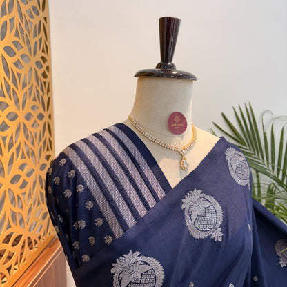 Navy Blue Semi Raw Mango Banarasi Saree – woven (zari) work			