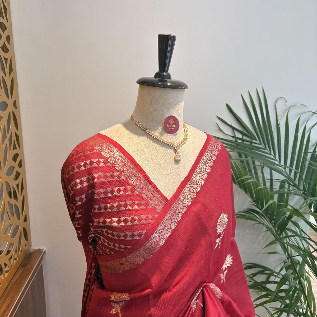 Pink Semi Raw Silk Banarasi Saree – woven (zari) work			