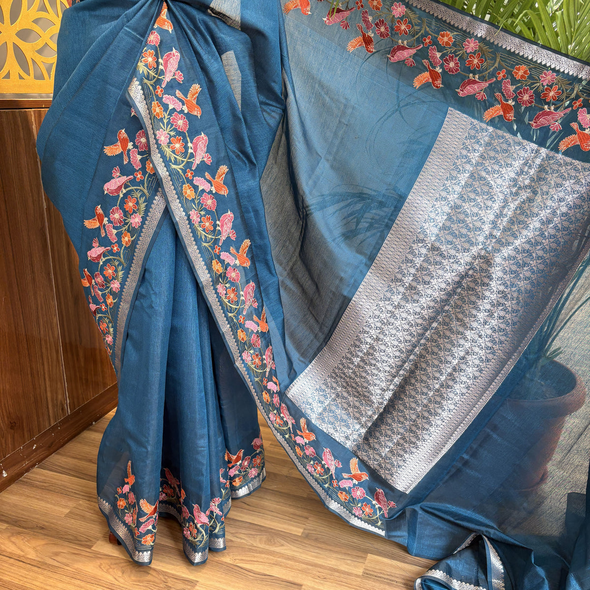 Blue Semi Raw Silk Banarasi Saree – woven (zari) work			