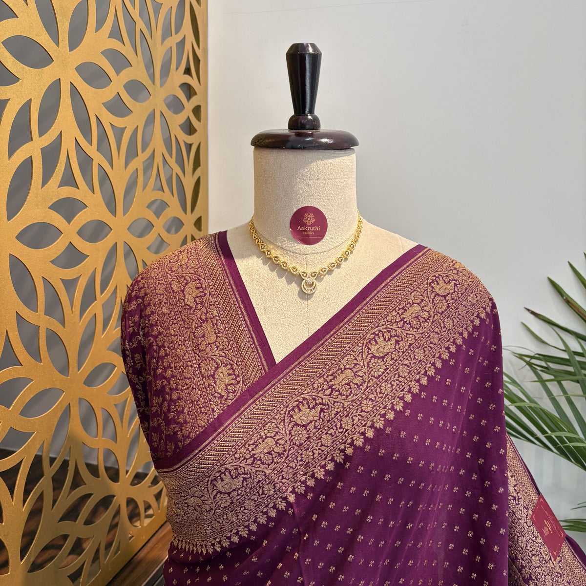 Wine Banarasi Pure Crepe Saree – woven (zari) work			