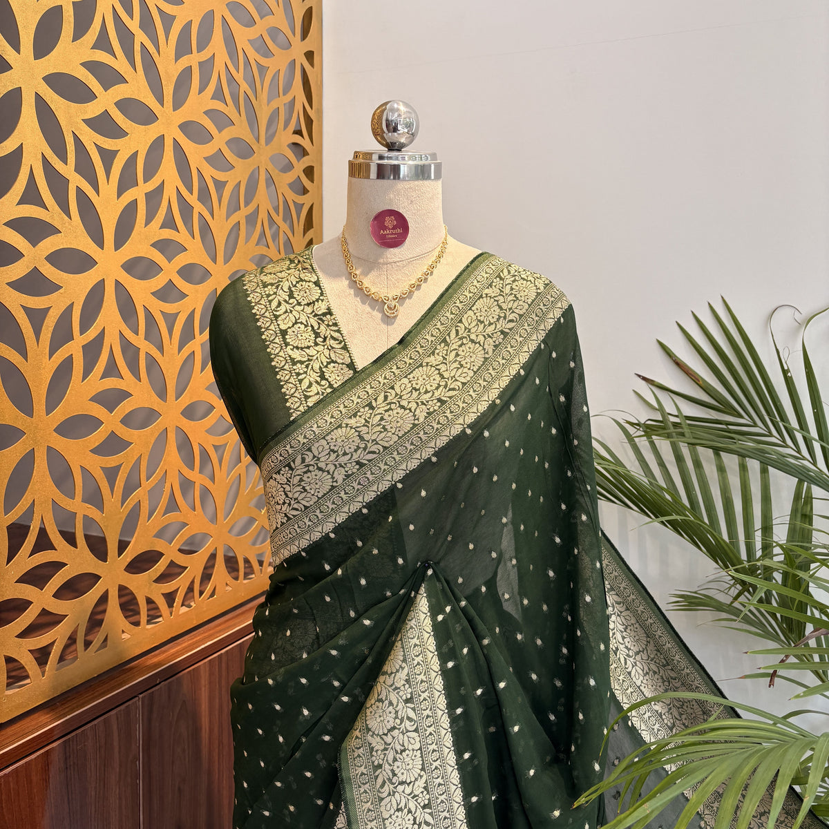 Green Semi Khaddi Georgette Saree – woven (zari) work			