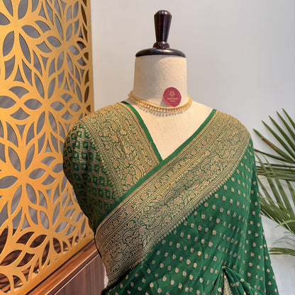 Green Banarasi Pure Crepe Saree – woven (zari) work			