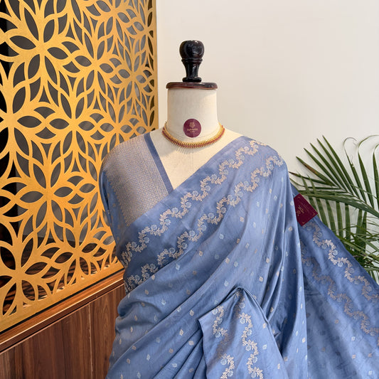 Grey Semi Raw Mango Banarasi Saree – woven (zari) work