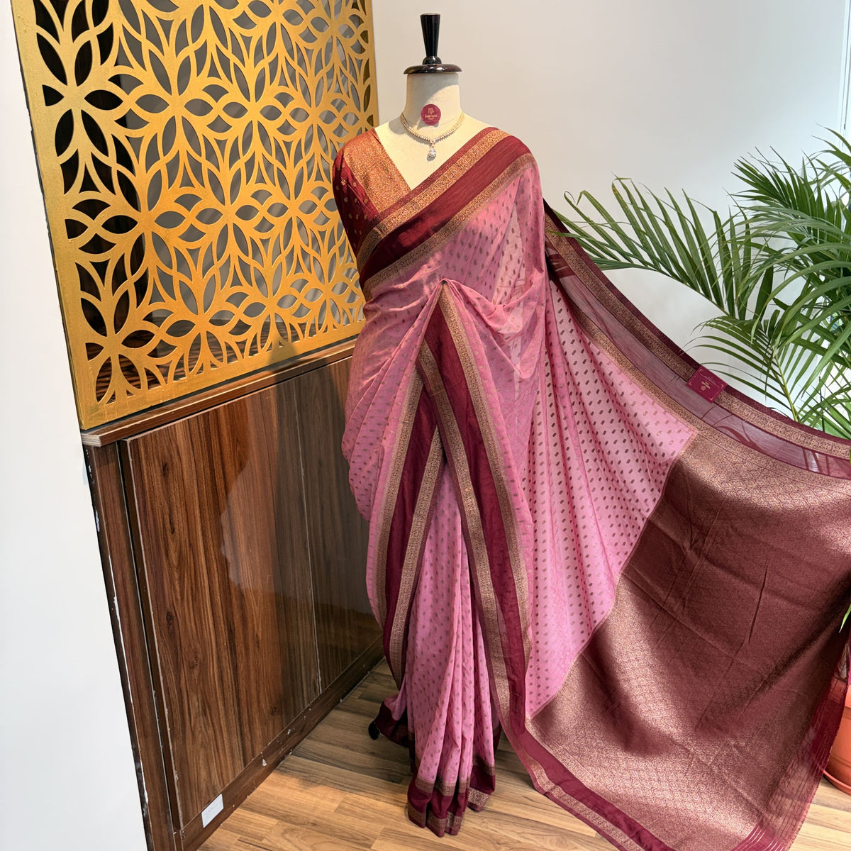 Mauve Georgette Semi Banarasi Saree – woven (zari) work