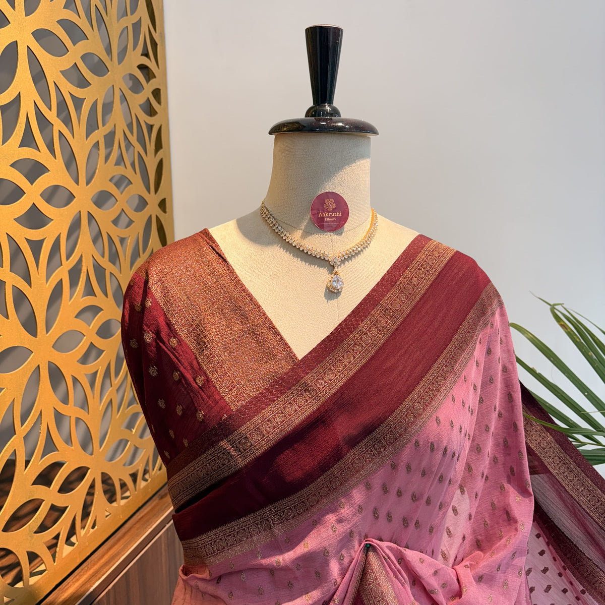 Mauve Georgette Semi Banarasi Saree – woven (zari) work