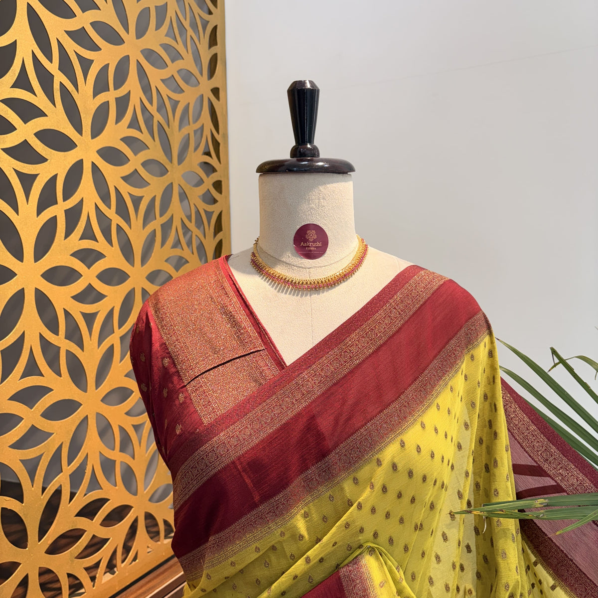 Green Georgette Semi Banarasi Saree – woven (zari) work
