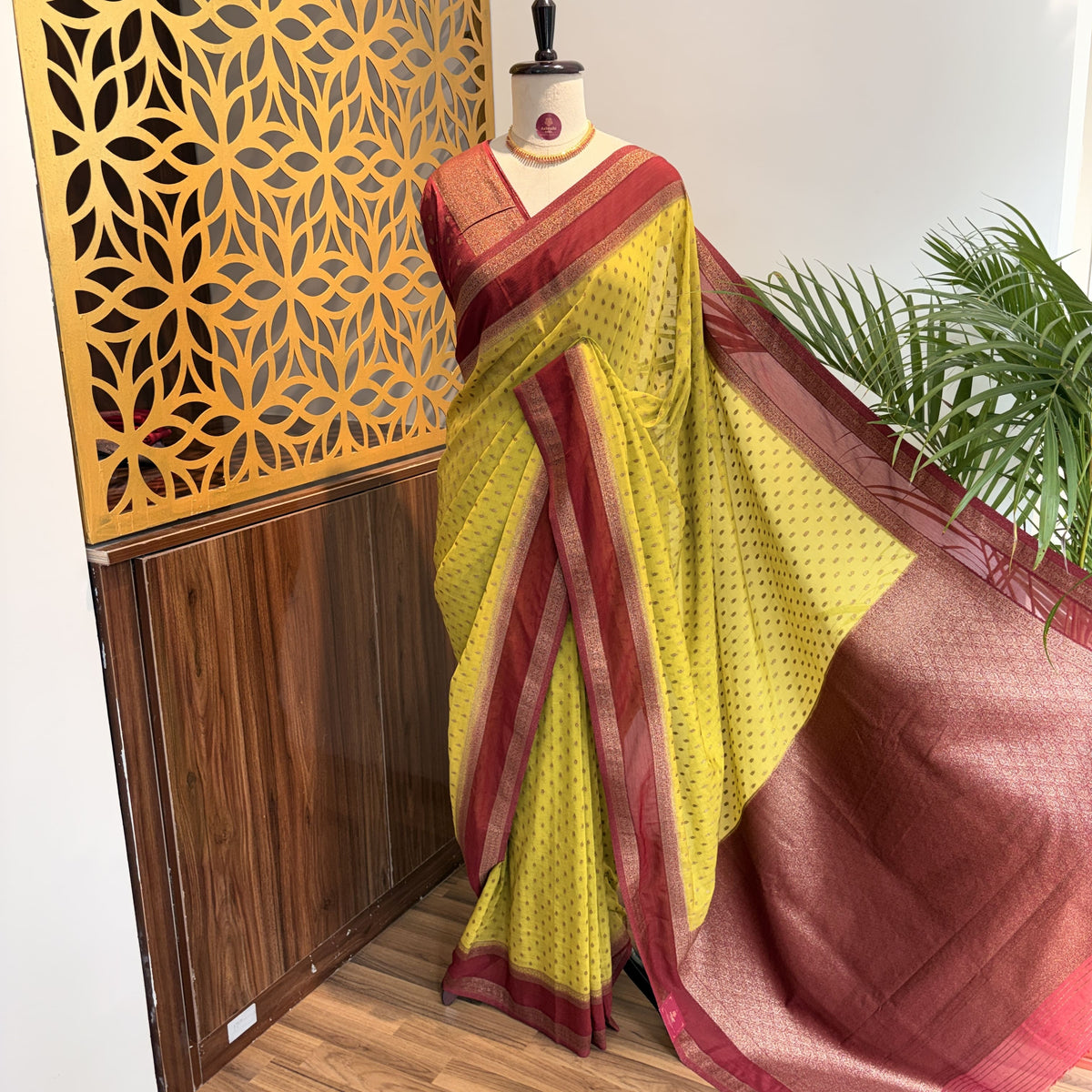 Green Georgette Semi Banarasi Saree – woven (zari) work