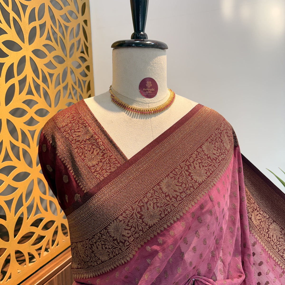 Mauve Georgette Semi Banarasi Saree – woven (zari) work