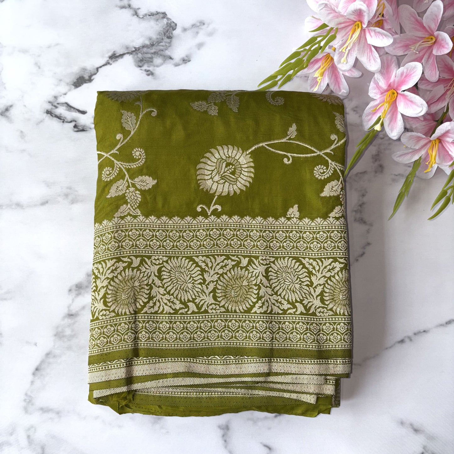 Green Semi Mashroo Crepe Banarasi Saree