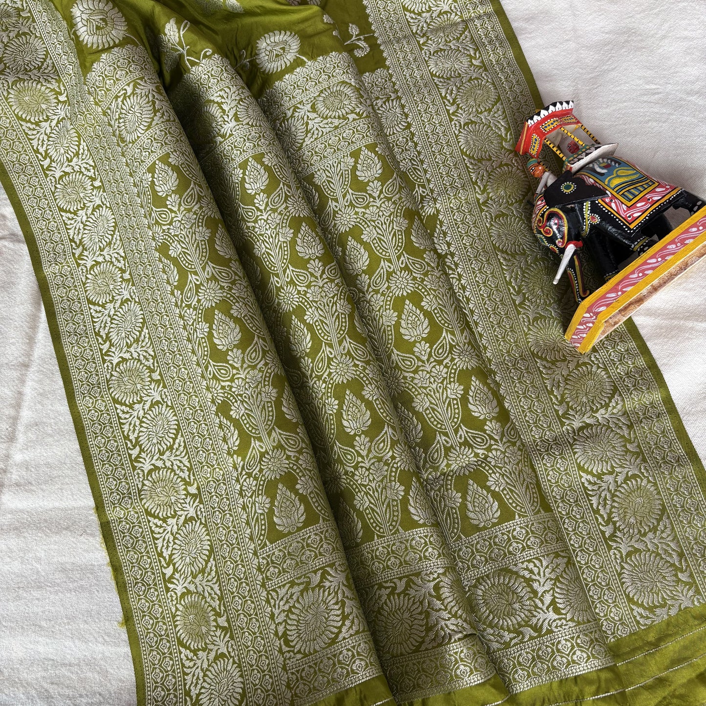 Green Semi Mashroo Crepe Banarasi Saree