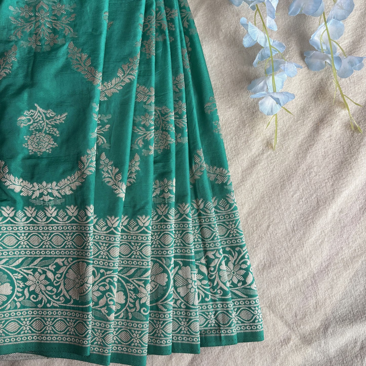 Sea Green Semi Mashroo Crepe Banarasi Saree